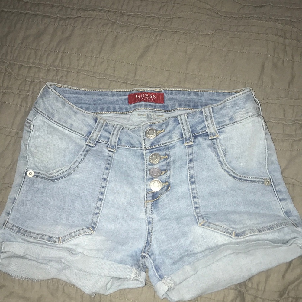 Guess Size 25 shorts